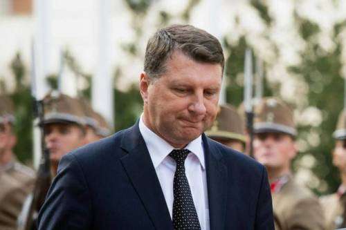 Президент Латвии посетит Донбасс
