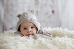Что купить из одежды новорожденному зимой?