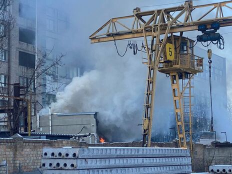 Кількість загиблих унаслідок вибуху в Києві зросла до двох, під завалами ще є люди – КДВА