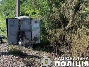 Правоохоронці заявили про затримання ймовірного диверсанта-підпалювача об’єктів “Укрзалізниці” в Києві, йому загрожує довічне
