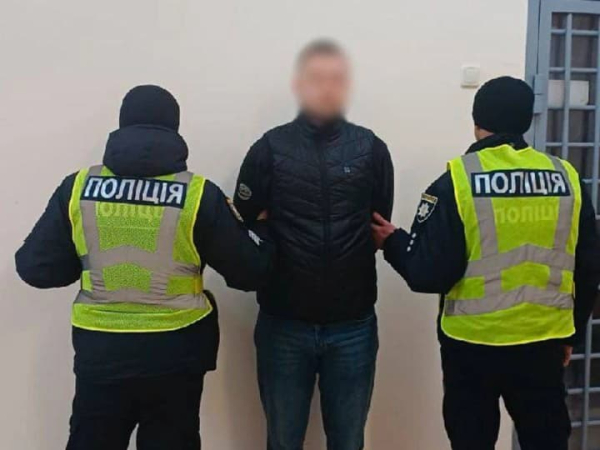 Київ, центр: нічна перестрілка, затримано особу.