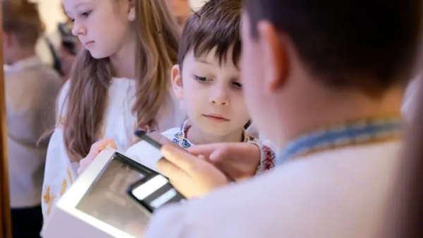 Ще три україномовні аудіогіди запрацювали у Страсбурзі, Брюсселі та Бухаресті