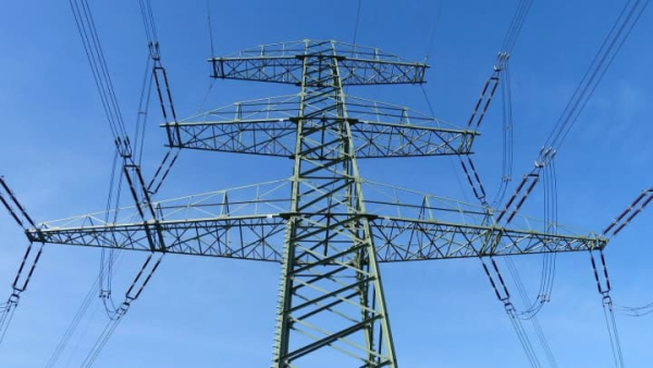 Російські атаки залишили без світла жителів у 5 областях, графіки відключень майже у всіх регіонах - Міненерго