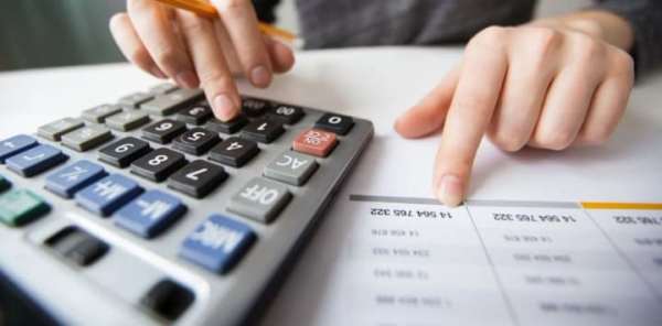 Безготівкові розрахунки стануть обов’язковими пізніше: кого стосується відтермінування 