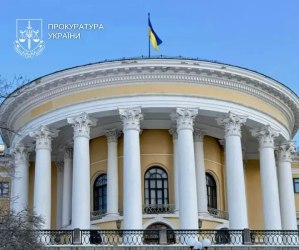 Прокуратура у судовому порядку вимагає повернути державі будівлі колишнього Жовтневого палацу