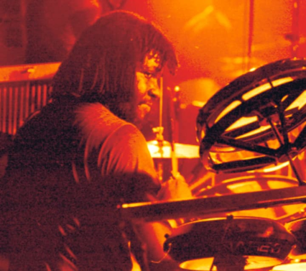 Слай Данбар, реггі-барабанщик, пішов з життя у 73 роки