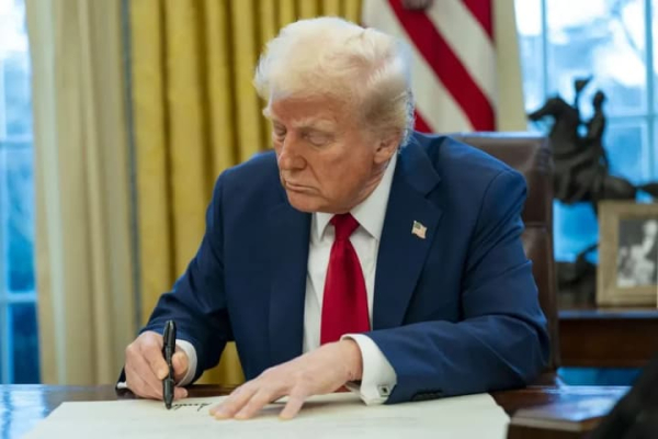 Трамп: рейтинг 40% на початку другого строку, повідомляють ЗМІ