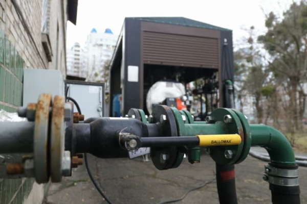 “Київтеплоенерго” запустило мобільні котельні для опалення лікарень Києва – КМДА.