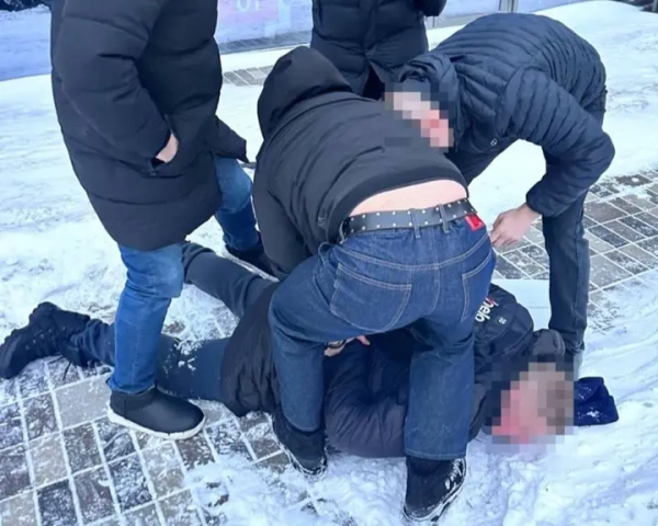 Кравченко: керівника муніципального підприємства в Києві схоплено на хабарі в&hellip;