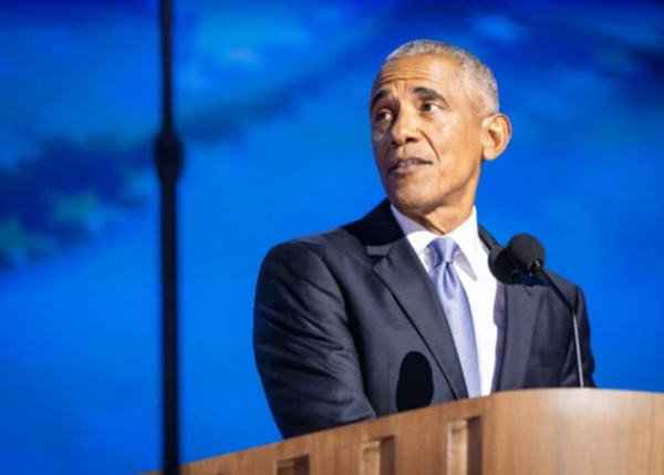 Обама відповів на расистський ролик Трампа з мавпами та ним і Мішель.