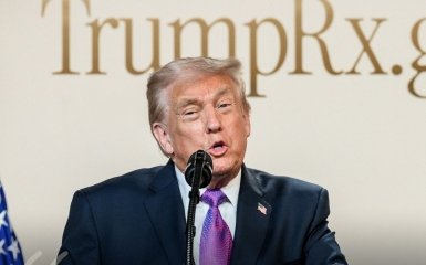 Україні краще швидко сісти за стіл переговорів — Трамп