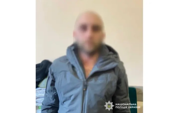 У Києві: в готелі покалічили чоловіка, іноземця затримано.