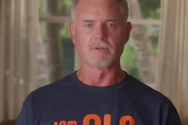 Актор серіалів “Ейфорія” й “Анатомія Грей”, Ерік Дейн, пішов з життя у віці 53 років після тривалої хвороби на БАС.