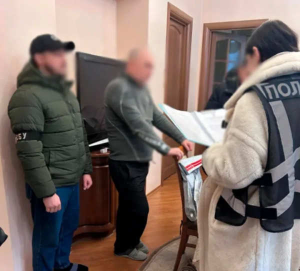 Затаїв мільйонні прибутки з польської фірми: посадовцю КМДА повідомлено про підозру.