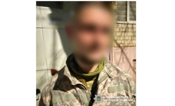 У Чернівцях вибух: під час сварки чоловік жбурнув гранату, троє поранених.