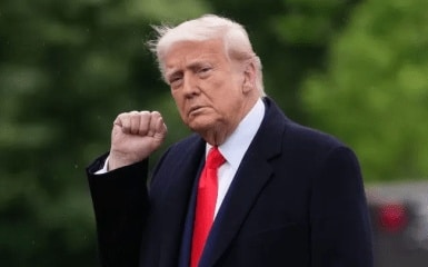 Трамп анонсував нову “велику хвилю” ударів CША по Ірану