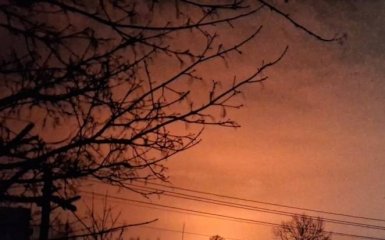 У порту Усть-Луга в Росії спалахнула пожежа внаслідок української атаки&hellip;