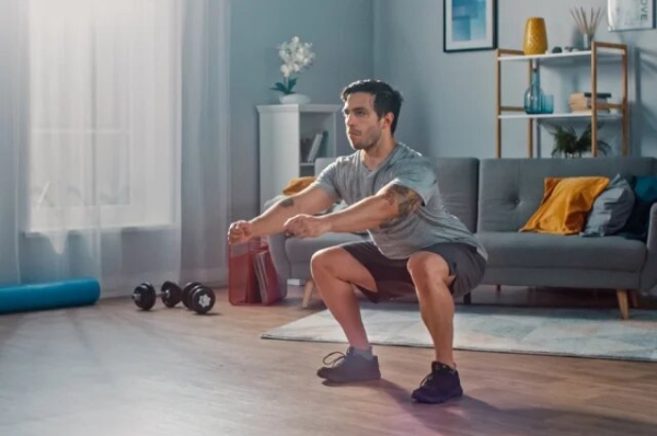 Чи правда, що 10 присідань корисніше 10 тисяч кроків?