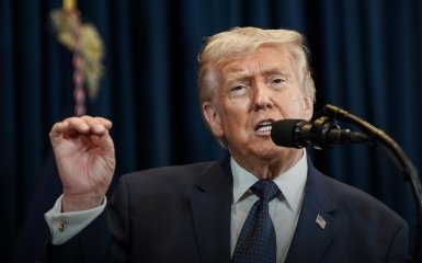 “Це ганебно”. У Сенаті критикують Трампа через нове рішення щодо нафти РФ