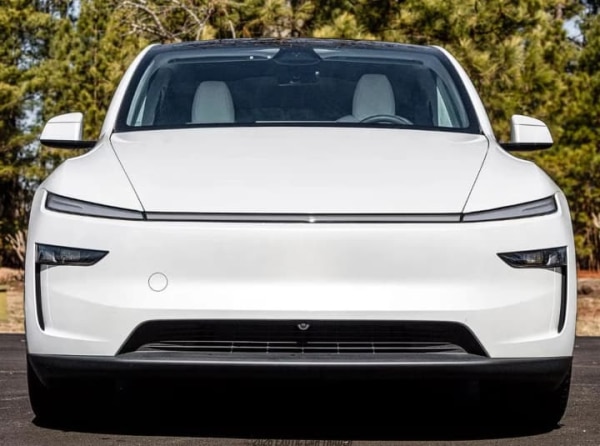 Tesla знову очолює світовий ринок електрокарів: обійшла BYD!