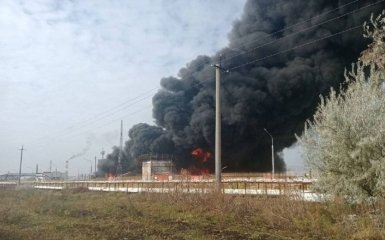 У РФ масові пожежі на нафтопереробних заводах і базах зберігання нафти внаслідок удару безпілотників&hellip;