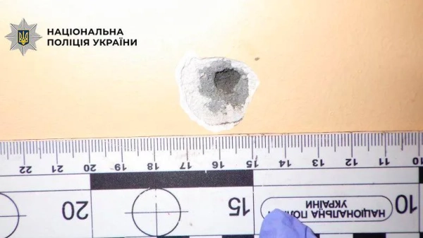 У Києві чоловіку, який вчинив стрілянину в багатоповерхівці, повідомили про підозру