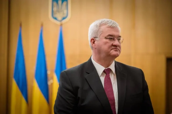 Україна знову закликала Венеційську бієнале виключити рф після зміни формату