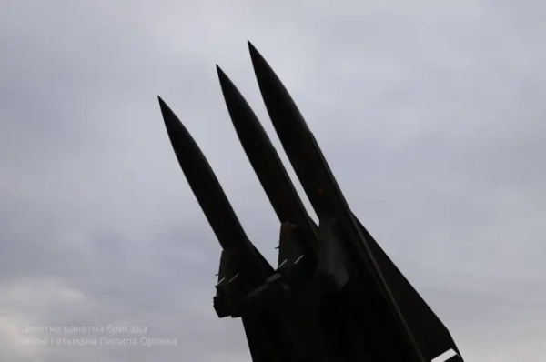 росія атакувала трьома "Кинджалами", знешкоджено 41 з 56 ракет і 652 з 675 дронів