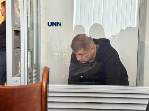 Четверо посадовців Нацполіції, підозрюваних у кришуванні “порноофісів”, вийшли з СІЗО під заставу