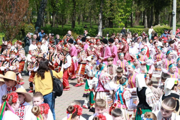 Хмельницький вражає: 888 танцюристів підкорили Краков’як!