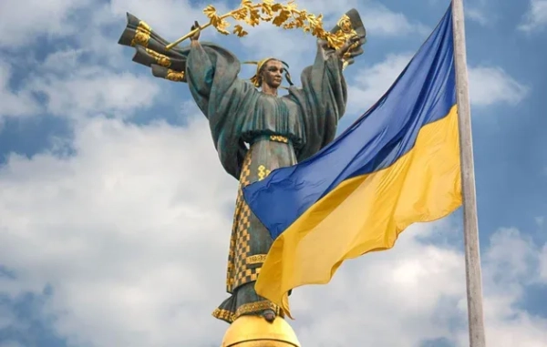 Бронювання, тарифи, виплати ВПО, трудові книжки та освіта: що змінилося для українців з 1 червня