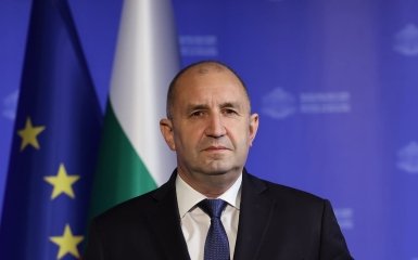 Новий прем’єр Болгарії Радев планує зупинити постачання зброї Україні