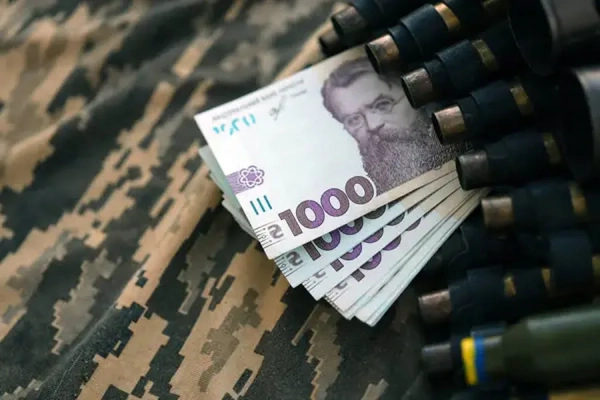 Нардеп: Армії бракує 270 мільярдів на фінансування та підвищення зарплат військовим