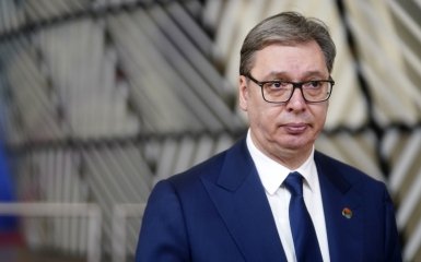 Президент Сербії Вучич збирається піти у відставку