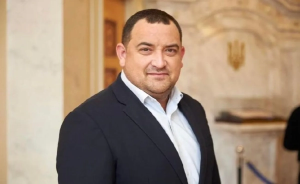 Депутата “Слуги Народу” спіймали на хабарі за медичне обладнання