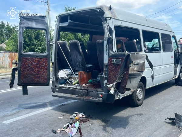 Зросла кількість жертв ворожої атаки на запорізьку маршрутку