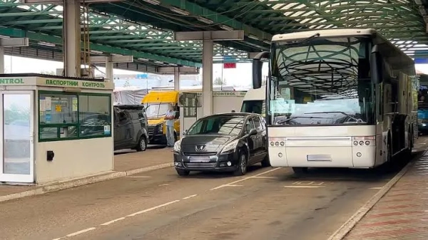 Перетин кордону: Понад 260 авто вишикувались у черги, що сягають&hellip;