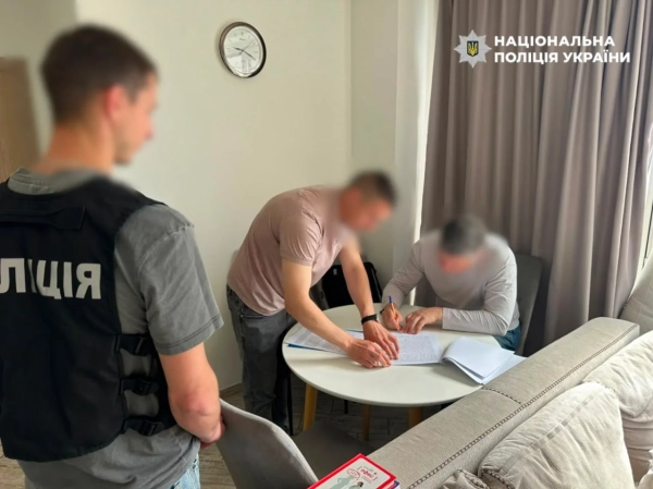 За схему виїзду за кордон на "музичні гастролі" підозру отримав не лише ексочільник Мінкульту - з'явилися подробиці