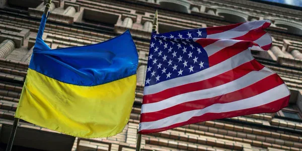Більшість українців вважають, що США тиснуть на Україну для поступок рф - опитування 