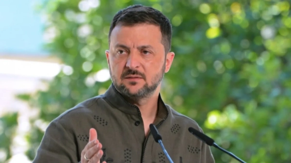 Зеленський заявив, що скасування санкцій проти рф фактично посилює її оборонну промисловість
