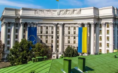 “Ми купуємо”. МЗС України відреагувало на заяви Болгарії щодо припинення постачання зброї