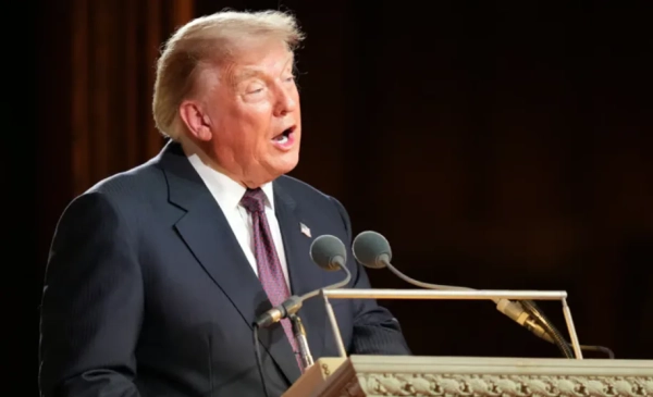 Трамп припиняє співпрацю з генпрокурором: політики у гніві
