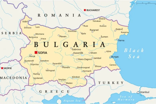 Болгарія відкриває небо для американських танкерів: Іран висловлює занепокоєння