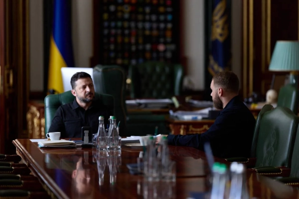 Зеленський окреслив майбутнє ветеранської політики та оборони під час зустрічі з Героєм України Волинським