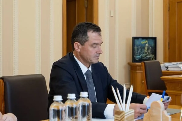 Президент змінив представника України при ЄС: Ченцова відсторонено