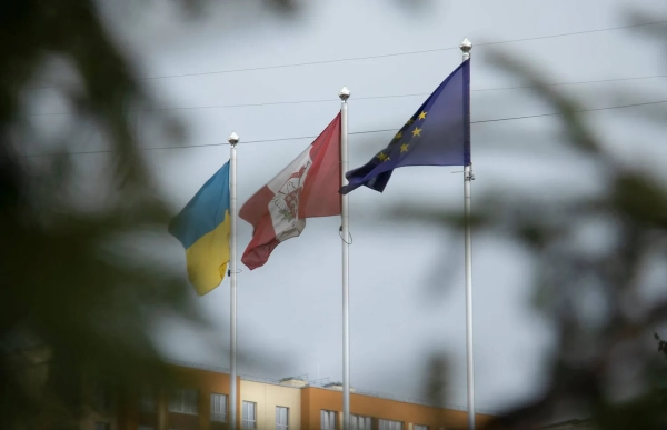 Вишневе палає: Зеленський прокоментував наслідки ракетного удару та…