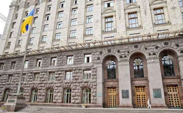Андрій Ткачов перебирає кермо влади: хто очолить КМВА на невизначений термін