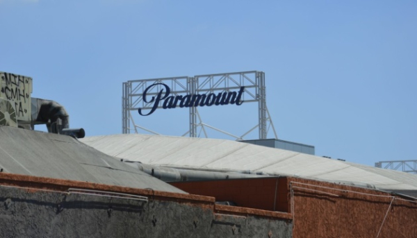 Суд Сполучених Штатів Америки тимчасово зупинив об’єднання Paramount і Warner Bros.