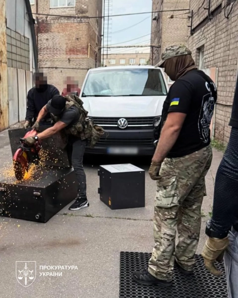 Вилучена зброя під час обшуків у Запоріжжі