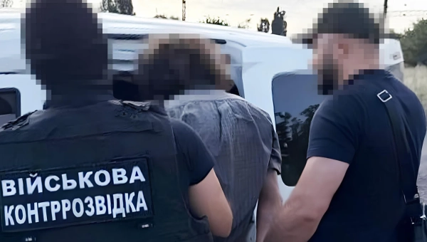 СБУ викрила агента РФ, що коригував удари по АЗС та бензовозах на Одещині